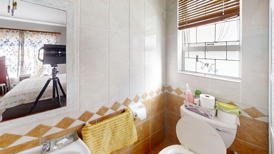 4 Bedroom Property for Sale in Kensington Western Cape